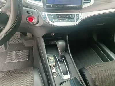 Honda Jade