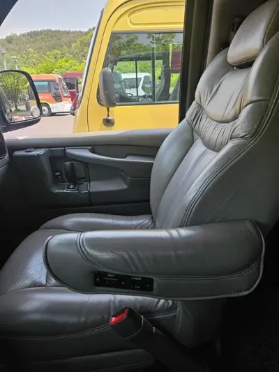 Chevrolet Express Van