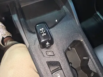 Geely L HiP