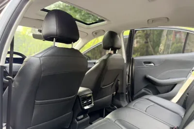 Roewe i5