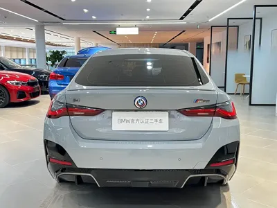 BMW i4