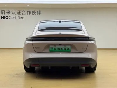 Nio ET5
