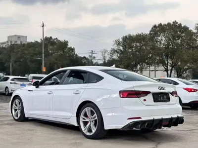 Audi A5 (Import)
