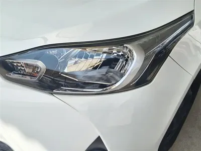 Toyota Yaris L