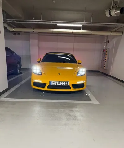 Porsche 718