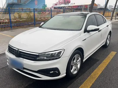 Volkswagen Lamando