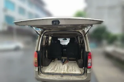 Wuling Rongguang V