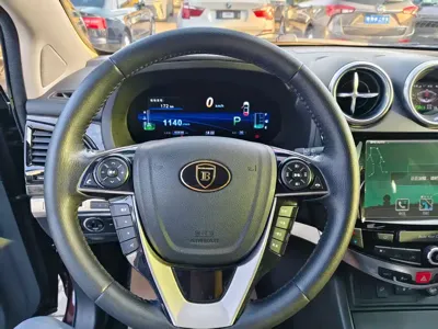 BYD S7