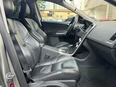 Volvo XC60 (Import)