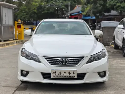 Toyota Reiz