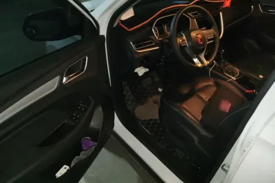 Roewe RX3