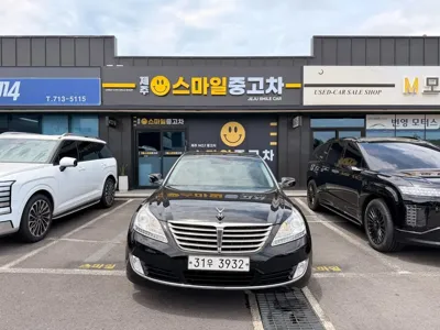 Hyundai Equus