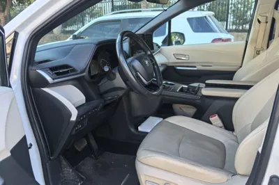 Toyota Sienna