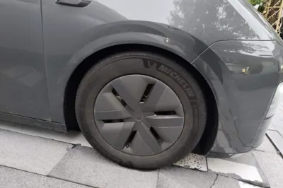 Li Auto MEGA