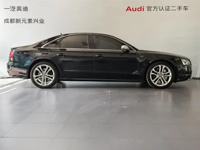 Audi S8