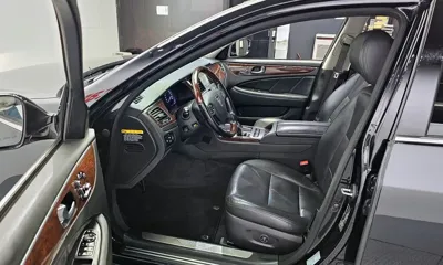 Hyundai Equus