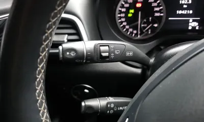 Infiniti Q30