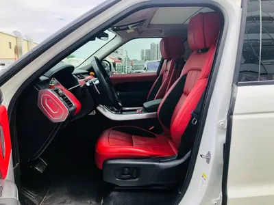 Land Rover Sport