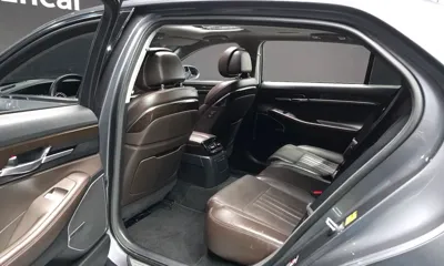 Genesis EQ900
