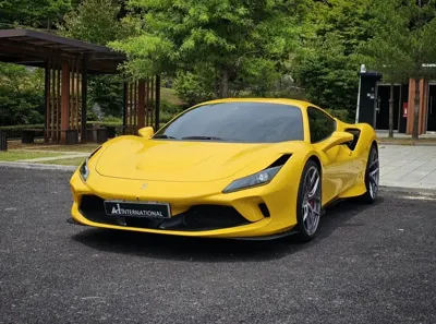 Ferrari F8