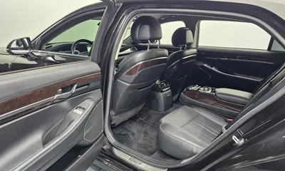 Genesis EQ900