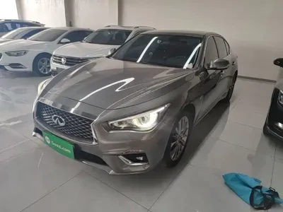 Infiniti Q50L