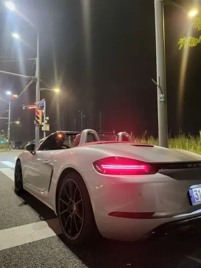 Porsche 718