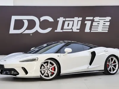McLaren GT
