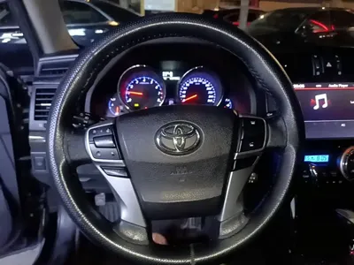 Toyota Reiz