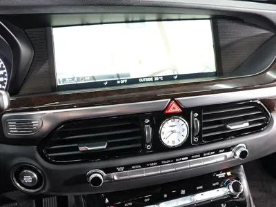 Genesis EQ900