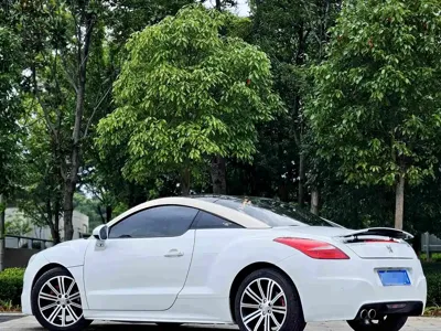 Peugeot RCZ