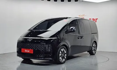 Hyundai Staria