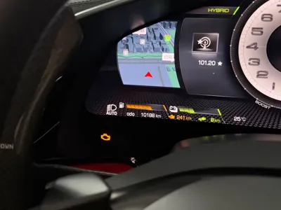 Ferrari SF90
