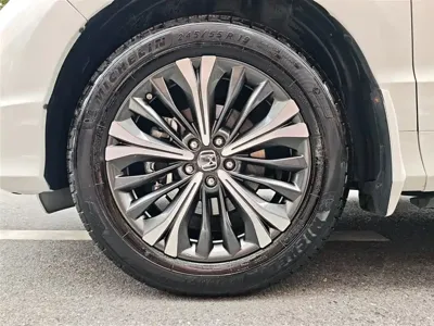 Honda UR-V