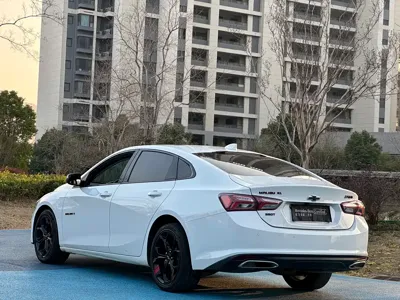 Chevrolet Malibu XL