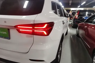 Roewe RX5