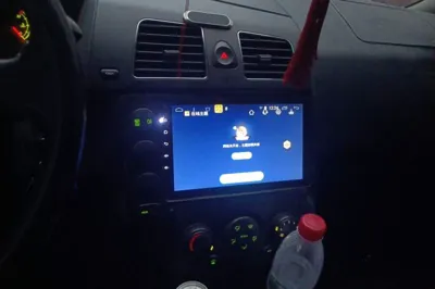 Roewe W5