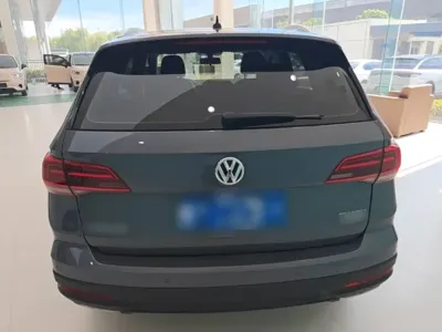 Volkswagen Tharu