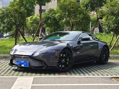 Aston Martin V8 Vantage