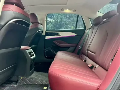 Hongqi Hongqi H5