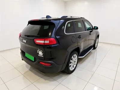 Jeep Cherokee (Import)