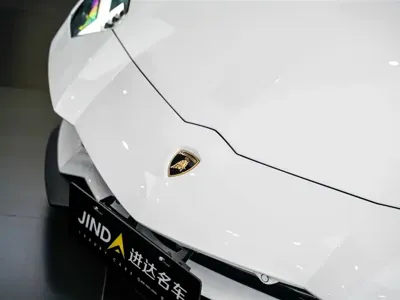 Lamborghini Aventador