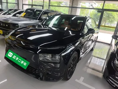 Xpeng G9