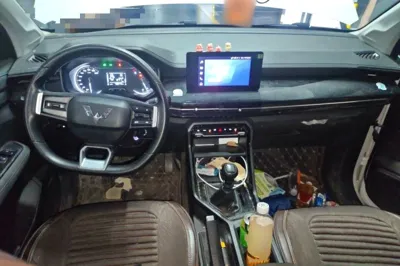 Wuling Asta