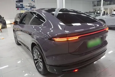 Nio EC6