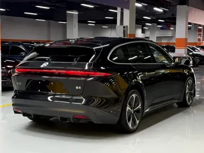 Nio ET5T