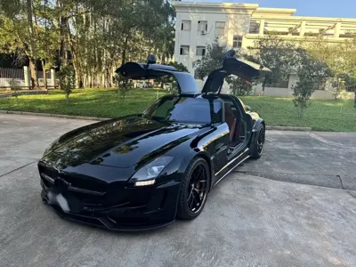 Mercedes-Benz SLS AMG
