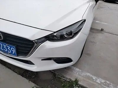 Mazda 3 Axela