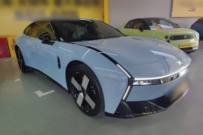 Xpeng P7