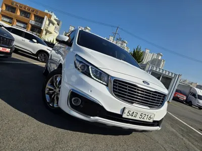 Kia Canival